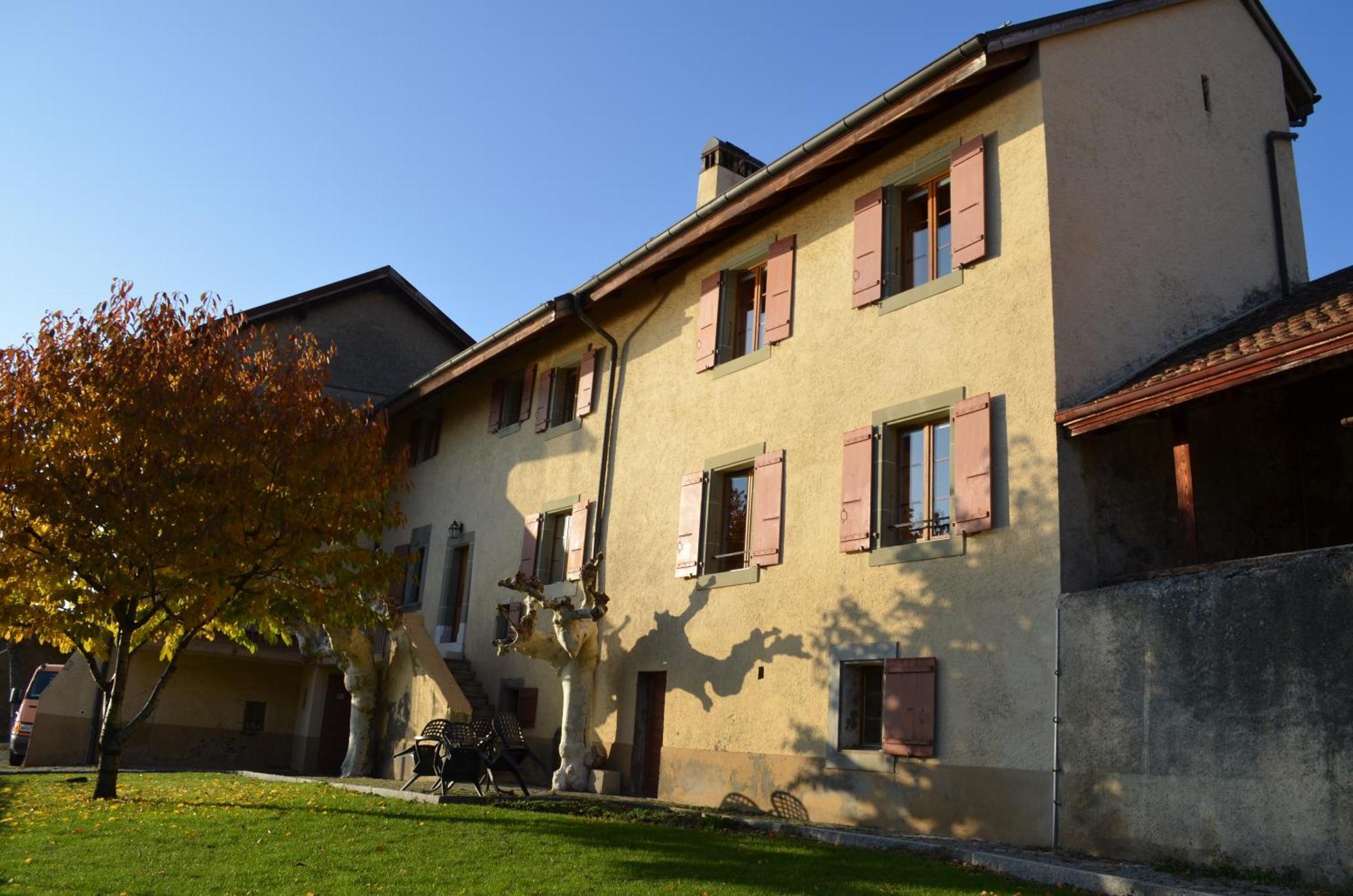 فندق Domaine Du Burignon Saint-Saphorin المظهر الخارجي الصورة